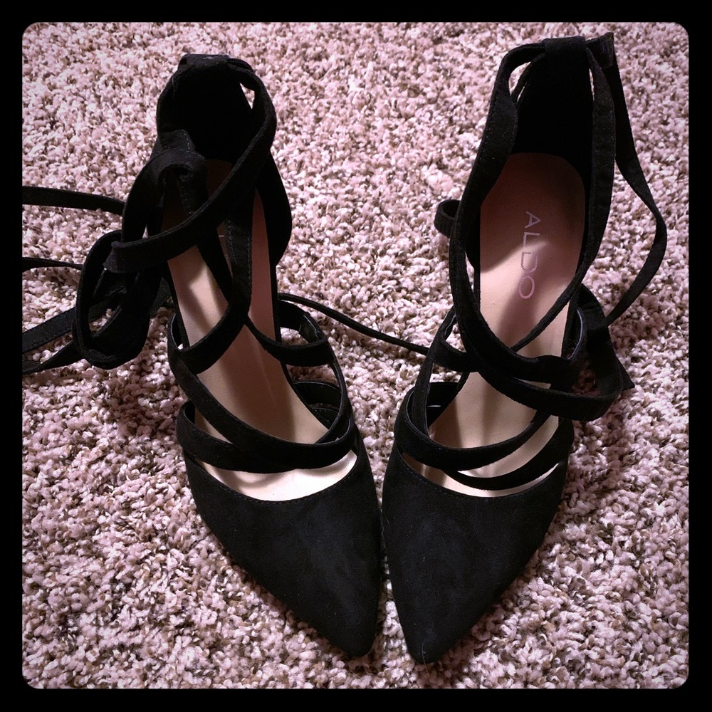 Aldo pointed toe tie up pumps
